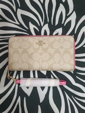Coach Beige Signature Zip Wallet with Pink Trim and Wristlet